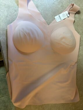 Understance 32D/DD soft sculpt wireless lift Cami